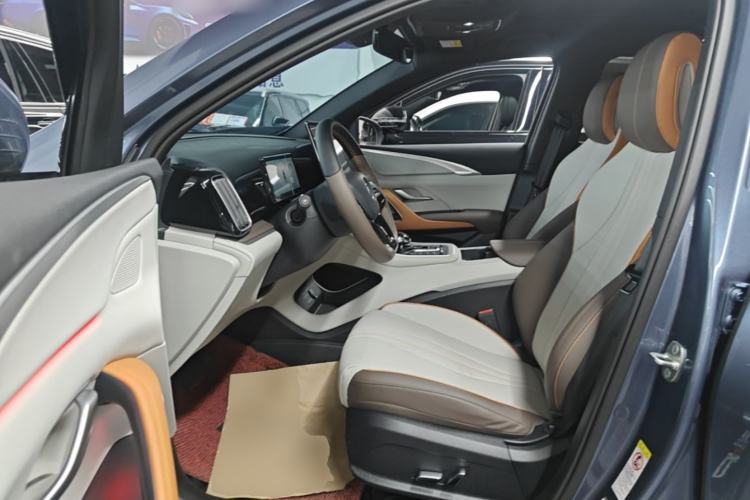 Used BYD Song Pro New Energy 2024 HONOR Edition DM-i 110KM Excellence Model Left Front Seat