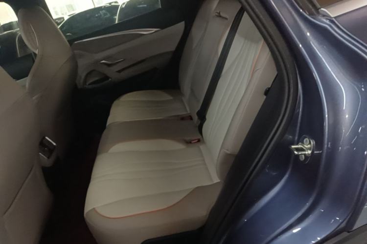 Used BYD Song Pro New Energy 2024 HONOR Edition DM-i 71KM Navigation Model Left Rear Seat