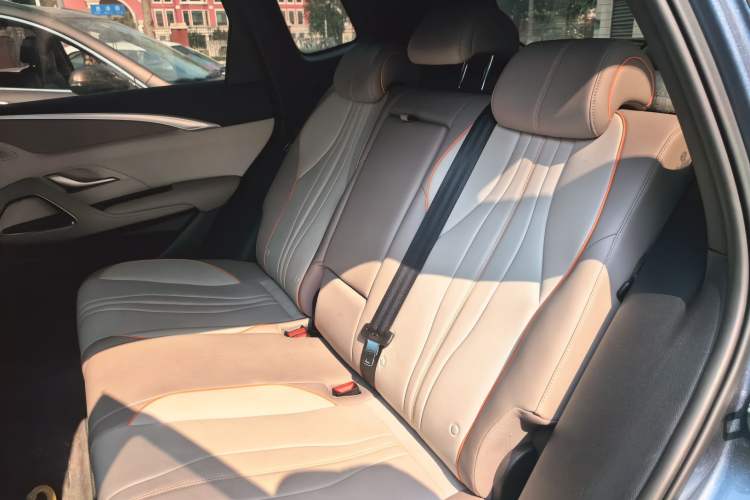 Used BYD Song Pro New Energy 2024 HONOR Edition DM-i 110KM Beyond Model Left Rear Seat