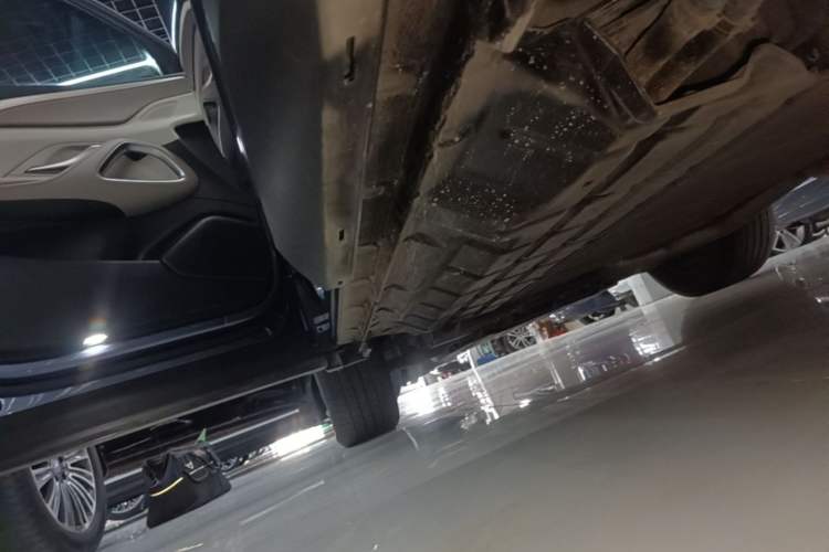 Used BYD Song Pro New Energy 2024 HONOR Edition DM-i 71KM Navigation Model Left Side Sill