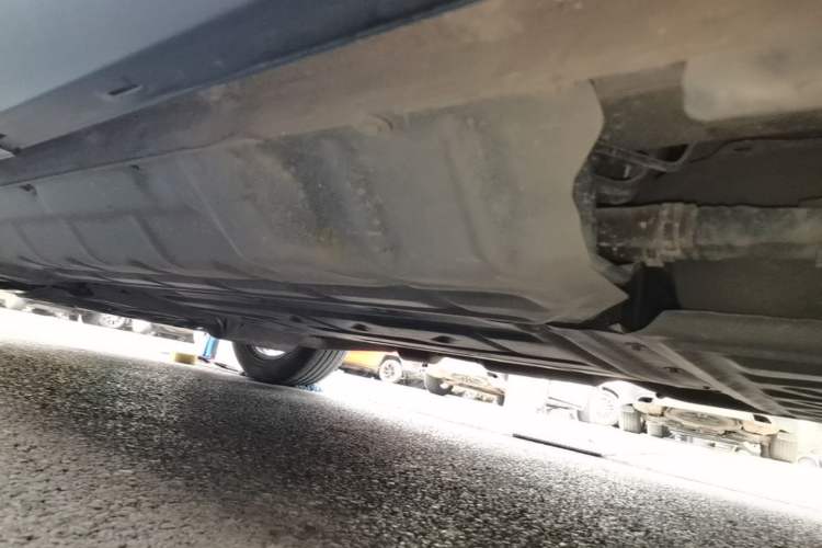 Used BYD Song Pro New Energy 2024 HONOR Edition DM-i 71KM Leading Model Left Side Sill