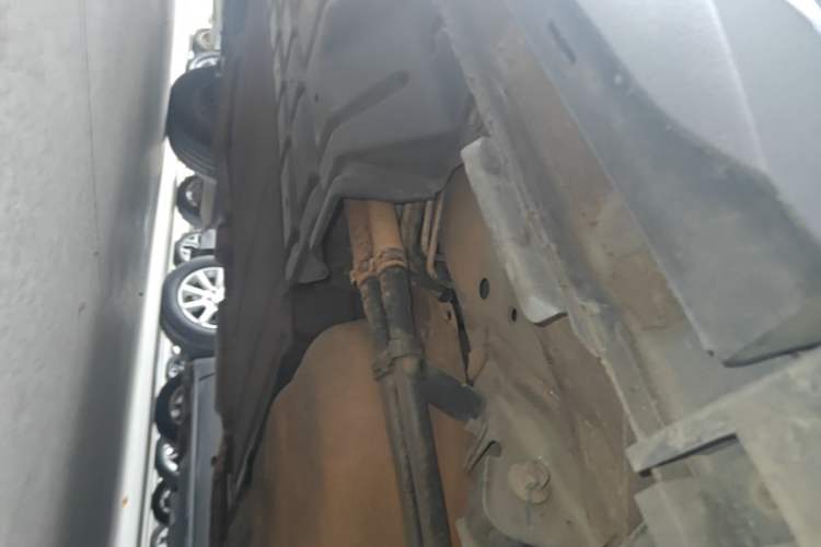 Used BYD Song Pro New Energy 2024 HONOR Edition DM-i 71KM Leading Model Left Side Sill
