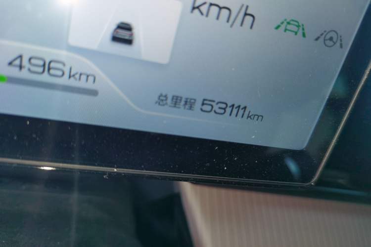 Used BYD Song Pro New Energy 2024 HONOR Edition DM-i 110KM Excellence Model Odometer Close Up