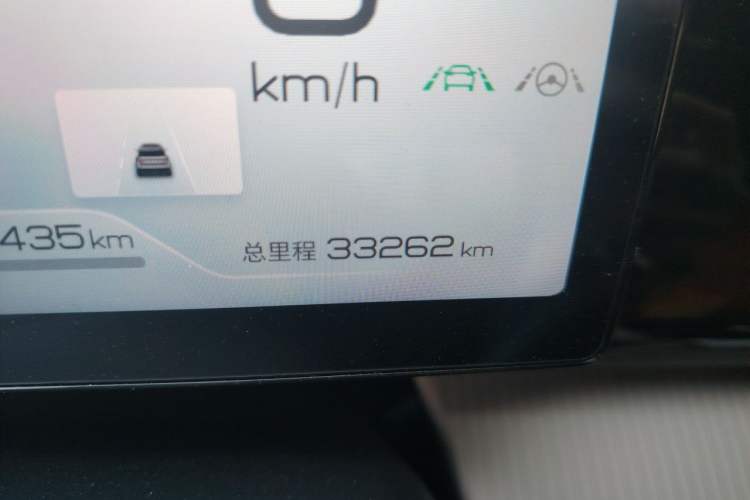 Used BYD Song Pro New Energy 2024 HONOR Edition DM-i 110KM Beyond Model Odometer Close Up