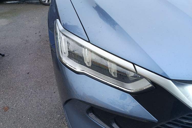Used BYD Song Pro New Energy 2024 HONOR Edition DM-i 71KM Navigation Model Right Front Headlight