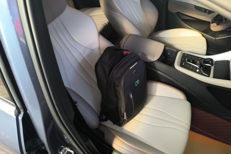 Used BYD Song Pro New Energy 2024 HONOR Edition DM-i 71KM Navigation Model Right Front Seat