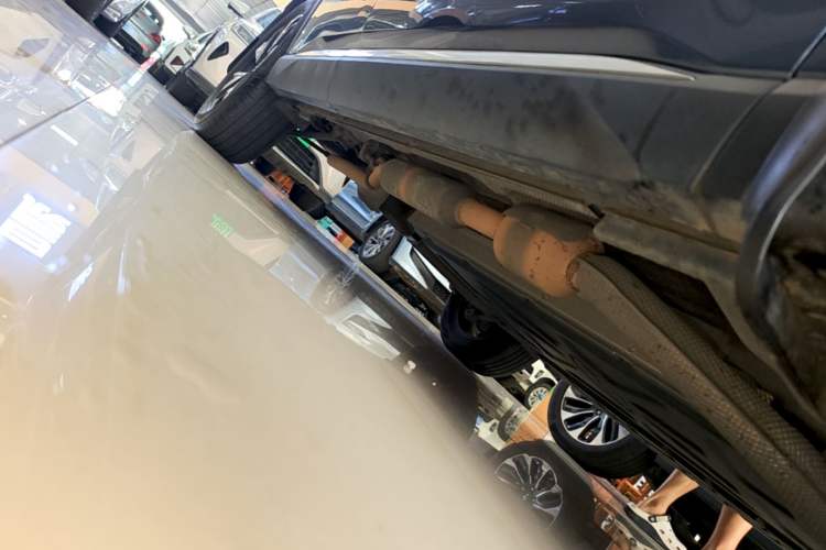 Used BYD Song Pro New Energy 2024 HONOR Edition DM-i 71KM Navigation Model Right Side Sill
