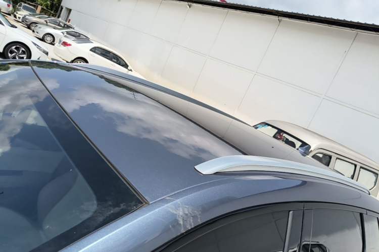 Used BYD Song Pro New Energy 2024 HONOR Edition DM-i 71KM Navigation Model Roof