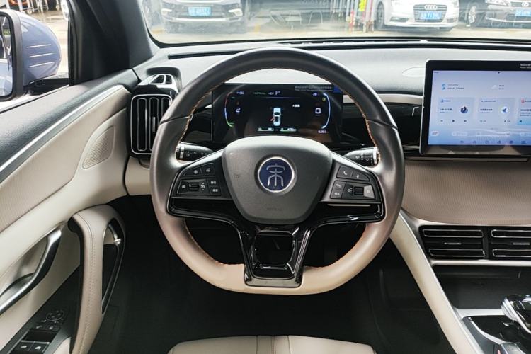 Used BYD Song Pro New Energy 2024 HONOR Edition DM-i 71KM Navigation Model Steering Wheel