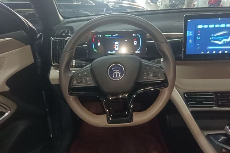 Used BYD Song Pro New Energy 2024 HONOR Edition DM-i 71KM Navigation Model Steering Wheel