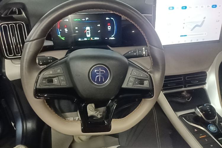 Used BYD Song Pro New Energy 2024 HONOR Edition DM-i 71KM Beyond Model Steering Wheel