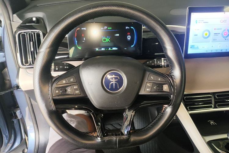 Used BYD Song Pro New Energy 2024 HONOR Edition DM-i 71KM Navigation Model Steering Wheel