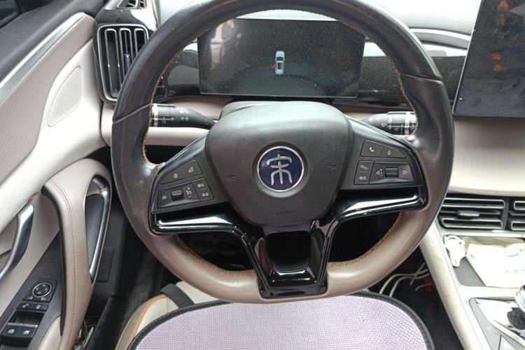 Used BYD Song Pro New Energy 2024 HONOR Edition DM-i 71KM Navigation Model Steering Wheel