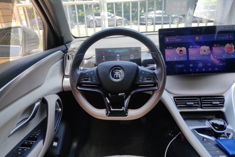Used BYD Song Pro New Energy 2024 HONOR Edition DM-i 110KM Excellence Model Steering Wheel