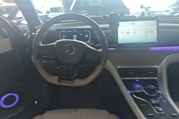 Used BYD Song Pro New Energy 2024 HONOR Edition DM-i 71KM Leading Model Steering Wheel