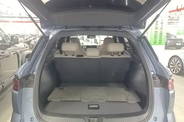 Used BYD Song Pro New Energy 2024 HONOR Edition DM-i 71KM Beyond Model Trunk