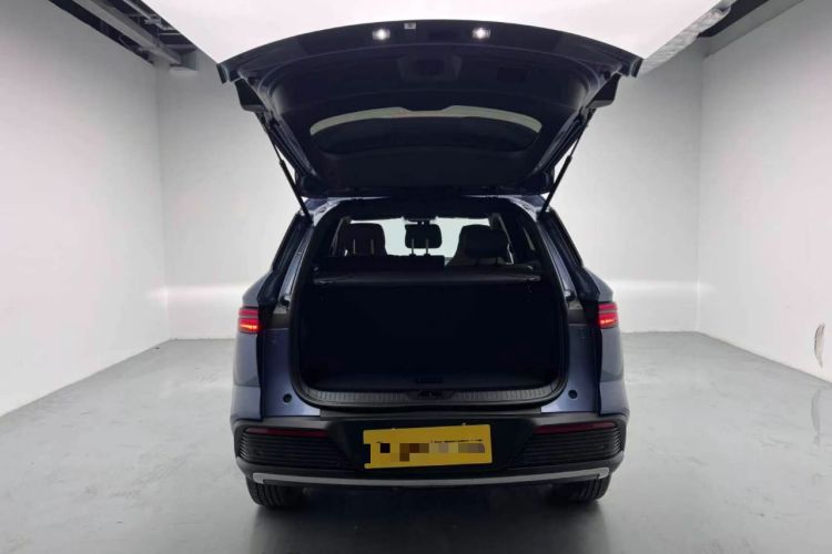 Used BYD Song Pro New Energy 2024 HONOR Edition DM-i 71KM Navigation Model Trunk