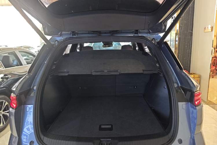 Used BYD Song Pro New Energy 2024 HONOR Edition DM-i 110KM Excellence Model Trunk