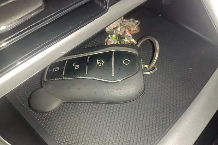 Used BYD Song Pro New Energy 2024 HONOR Edition DM-i 71KM Beyond Model Vehicle Key