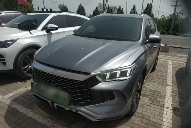 Ojetý BYD Song Pro New Energy 2024 HONOR Edition DM-i 71KM Navigation Model