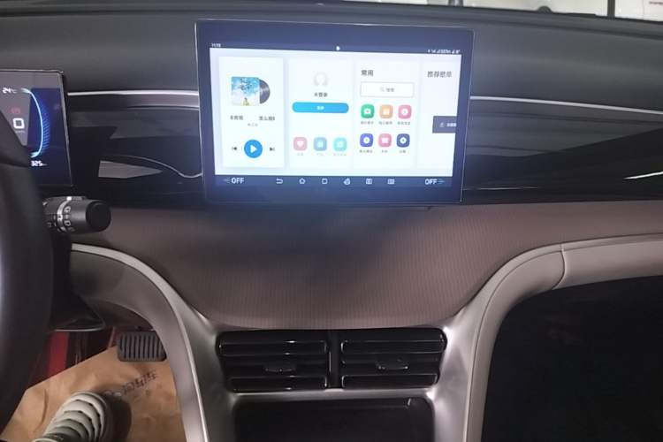 Used BYD Song Pro New Energy 2024 HONOR Edition DM-i 71KM Leading Model Audio And AC Panel
