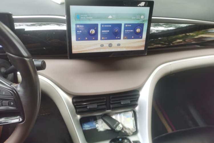 Used BYD Song Pro New Energy 2024 HONOR Edition DM-i 71KM Navigation Model Audio And AC Panel