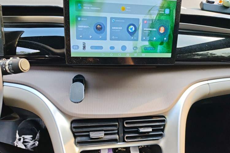 Used BYD Song Pro New Energy 2024 HONOR Edition DM-i 71KM Leading Model Audio And AC Panel
