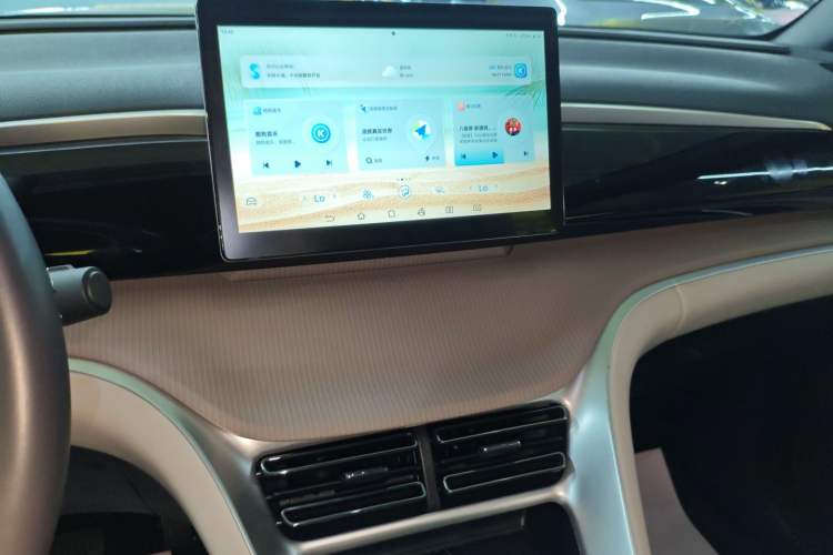 Used BYD Song Pro New Energy 2024 HONOR Edition DM-i 71KM Navigation Model Audio And AC Panel