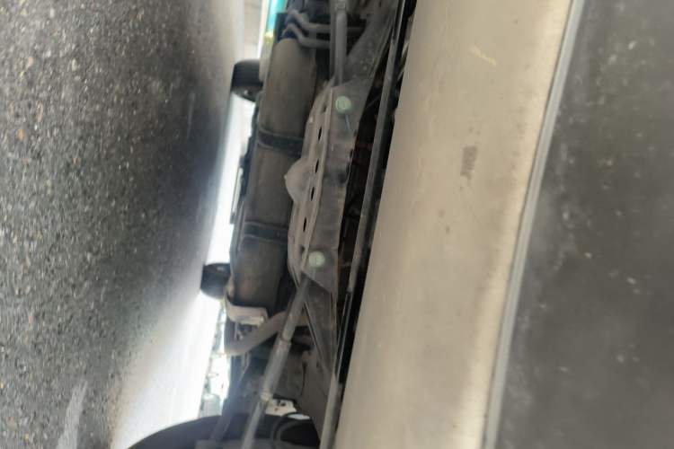Used BYD Song Pro New Energy 2024 HONOR Edition DM-i 71KM Navigation Model Chassis Rear