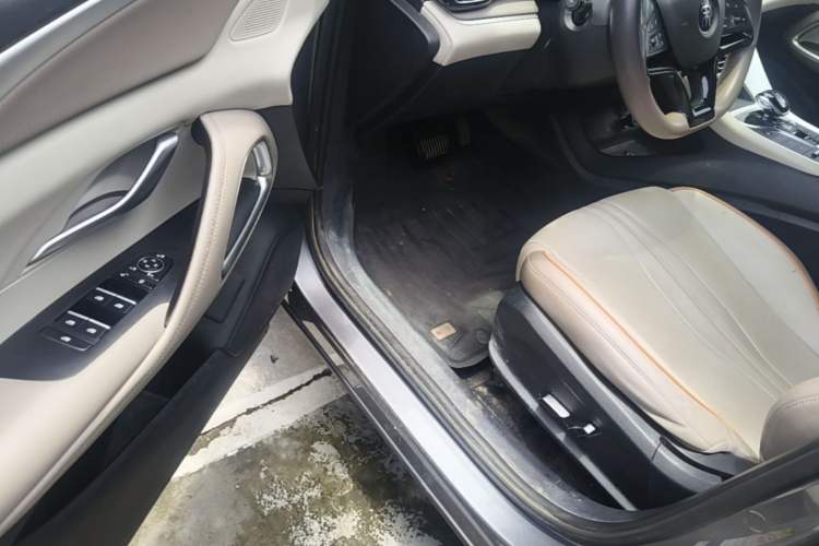 Used BYD Song Pro New Energy 2024 HONOR Edition DM-i 110KM Beyond Model Driver Seat