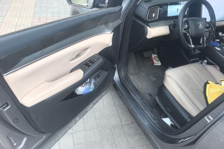 Used BYD Song Pro New Energy 2024 HONOR Edition DM-i 110KM Excellence Model Driver Seat