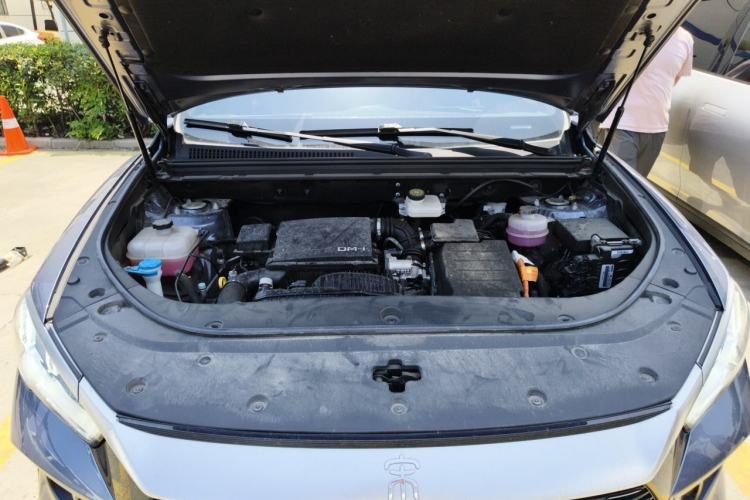 Used BYD Song Pro New Energy 2024 HONOR Edition DM-i 110KM Excellence Model Engine Bay