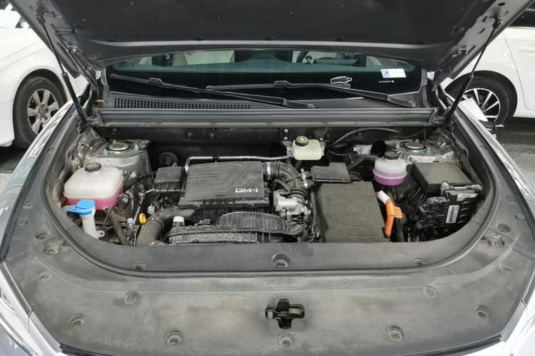 Used BYD Song Pro New Energy 2024 HONOR Edition DM-i 110KM Beyond Model Engine Bay
