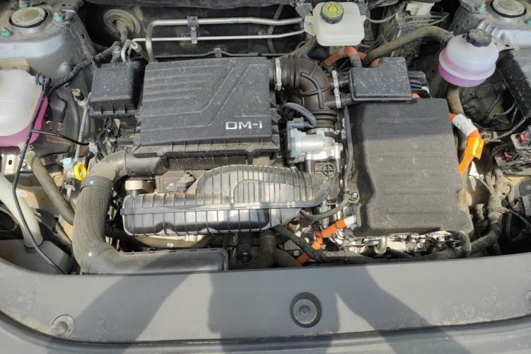 Used BYD Song Pro New Energy 2024 HONOR Edition DM-i 110KM Beyond Model Engine Bay