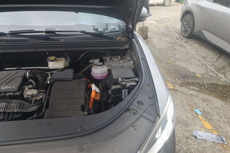 Used BYD Song Pro New Energy 2024 HONOR Edition DM-i 110KM Beyond Model Engine Bay Left