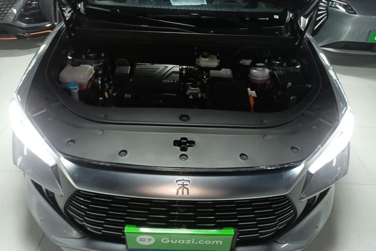 Used BYD Song Pro New Energy 2024 HONOR Edition DM-i 110KM Excellence Model Engine Bay