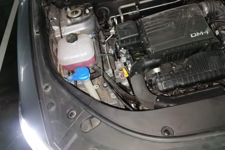 Used BYD Song Pro New Energy 2024 HONOR Edition DM-i 110KM Beyond Model Engine Bay Right