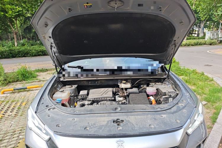 Used BYD Song Pro New Energy 2024 HONOR Edition DM-i 71KM Leading Model Engine Bay
