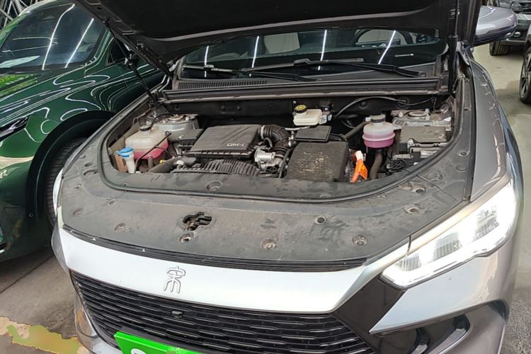 Used BYD Song Pro New Energy 2024 HONOR Edition DM-i 71KM Navigation Model Engine Bay
