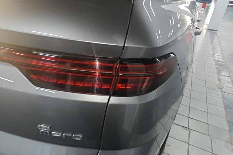 Used BYD Song Pro New Energy 2024 HONOR Edition DM-i 110KM Excellence Model Exterior 3