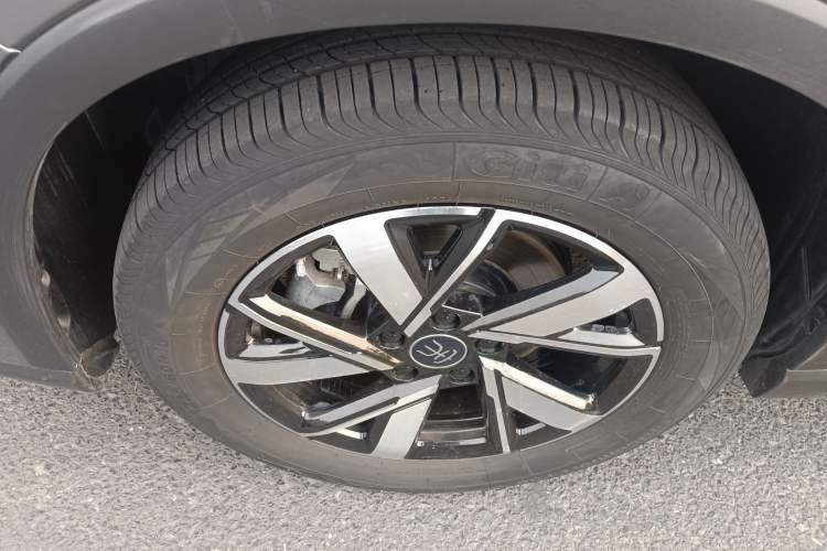 Used BYD Song Pro New Energy 2024 HONOR Edition DM-i 71KM Navigation Model Exterior 3