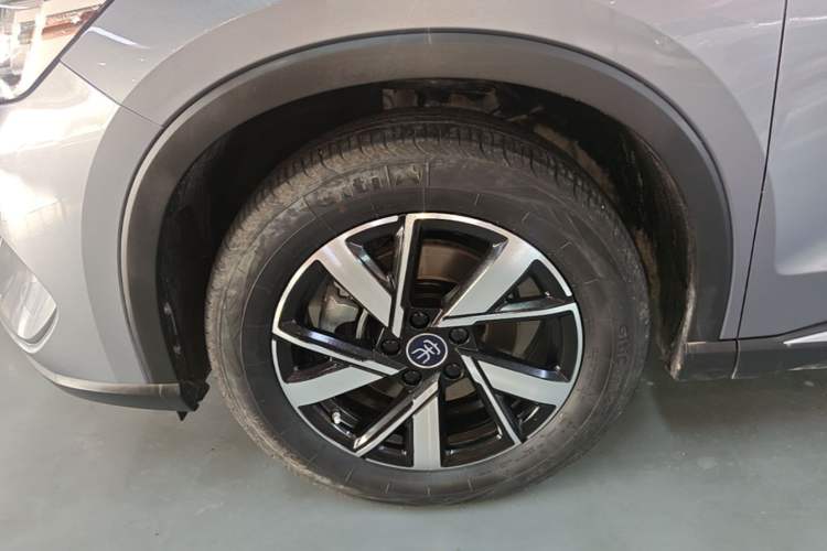 Used BYD Song Pro New Energy 2024 HONOR Edition DM-i 71KM Navigation Model Exterior 4