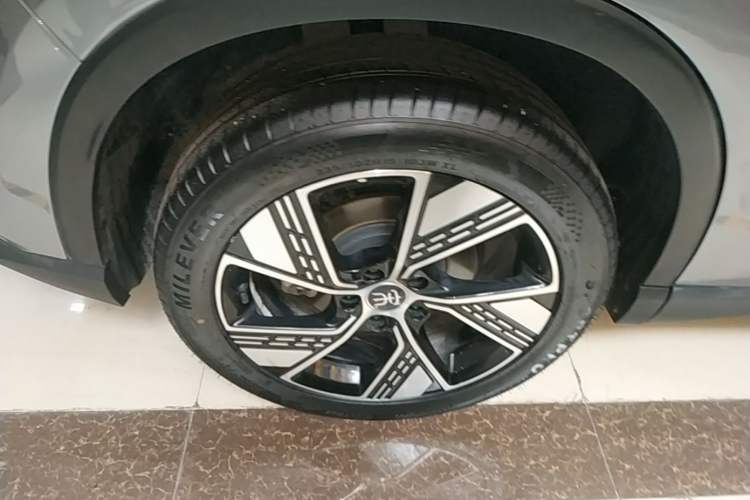 Used BYD Song Pro New Energy 2024 HONOR Edition DM-i 110KM Excellence Model Exterior 5