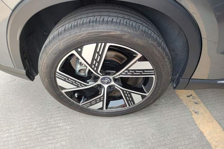 Used BYD Song Pro New Energy 2024 HONOR Edition DM-i 110KM Excellence Model Exterior 5