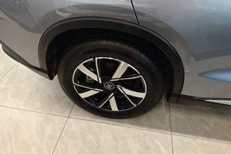Used BYD Song Pro New Energy 2024 HONOR Edition DM-i 110KM Beyond Model Exterior 5