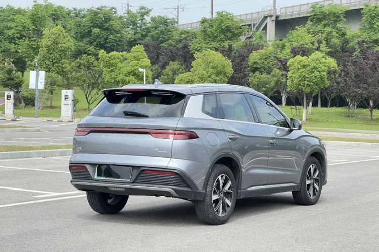 Used BYD Song Pro New Energy 2024 HONOR Edition DM-i 110KM Beyond Model Exterior 9