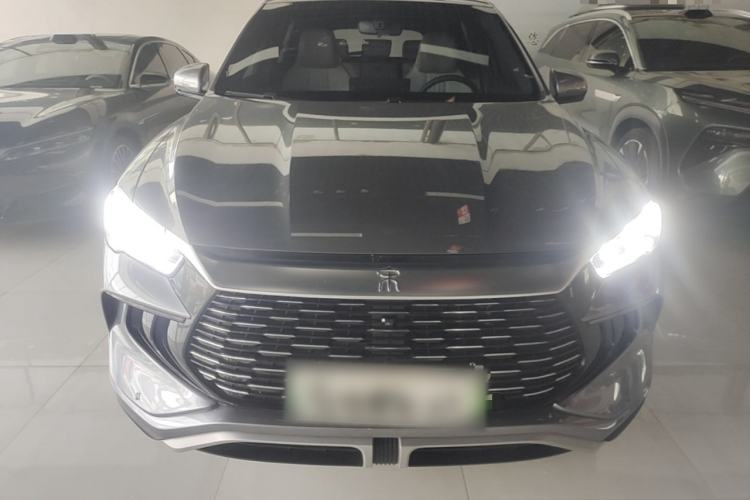 Used BYD Song Pro New Energy 2024 HONOR Edition DM-i 71KM Navigation Model Front
