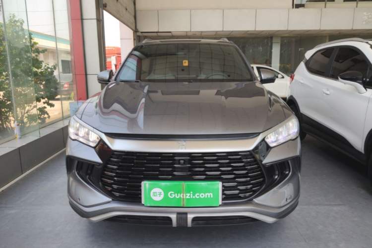 Used BYD Song Pro New Energy 2024 HONOR Edition DM-i 71KM Navigation Model Front