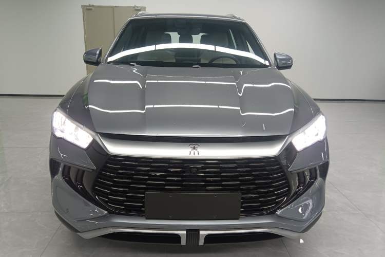 Used BYD Song Pro New Energy 2024 HONOR Edition DM-i 71KM Navigation Model Front