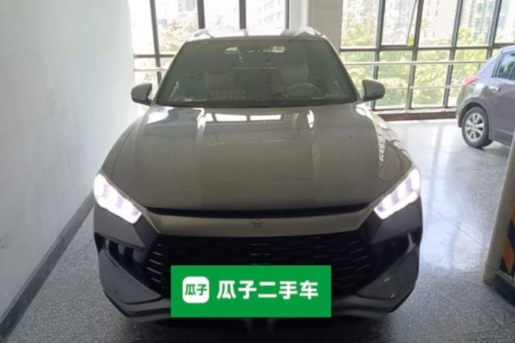 Used BYD Song Pro New Energy 2024 HONOR Edition DM-i 71KM Navigation Model Front